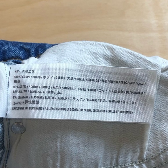 Abercrombie & Fitch High Rise Mom Jean Size 30/10. - Picture 4 of 13